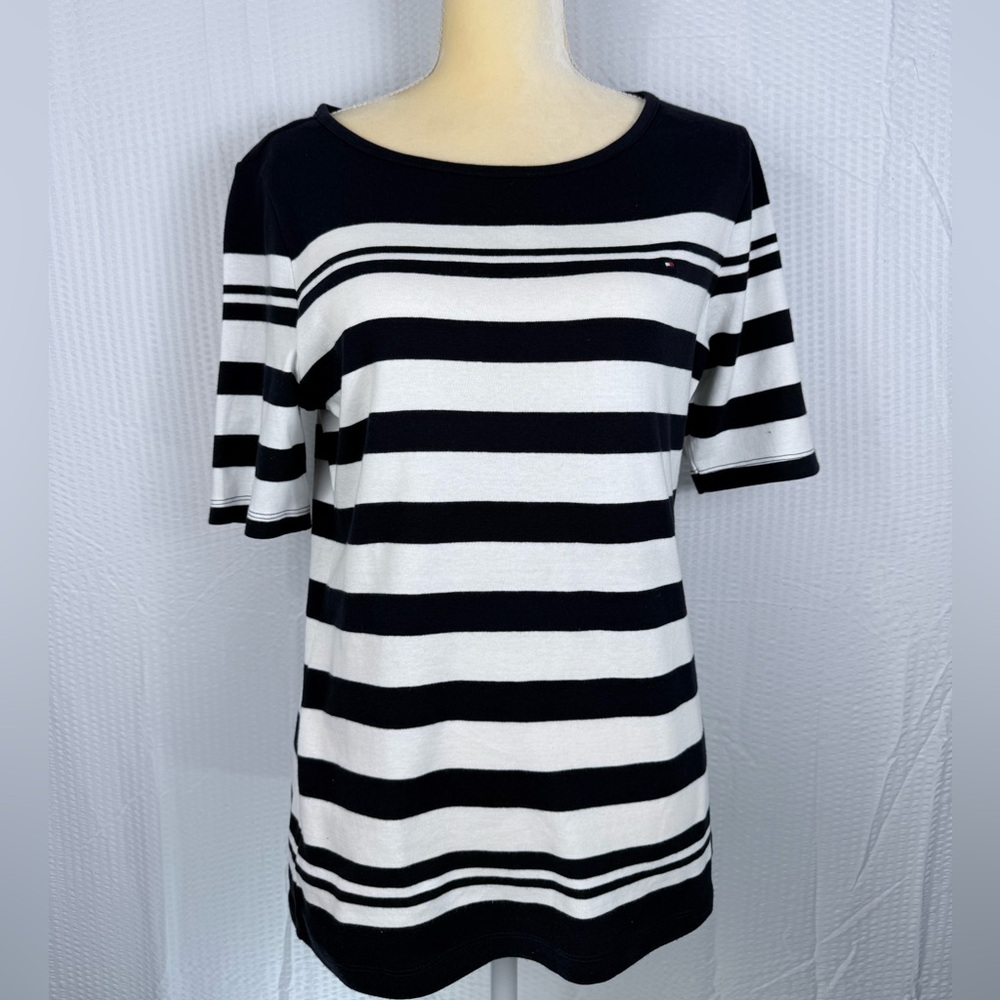 Tommy Hilfiger Women’s Blue White Striped Coastal Cool Top Sz Large Sailor Prep